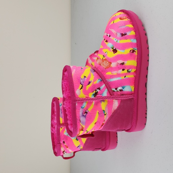 Ugg Women's Classic Mini Tiger Flower Boots - Picture 4 of 7